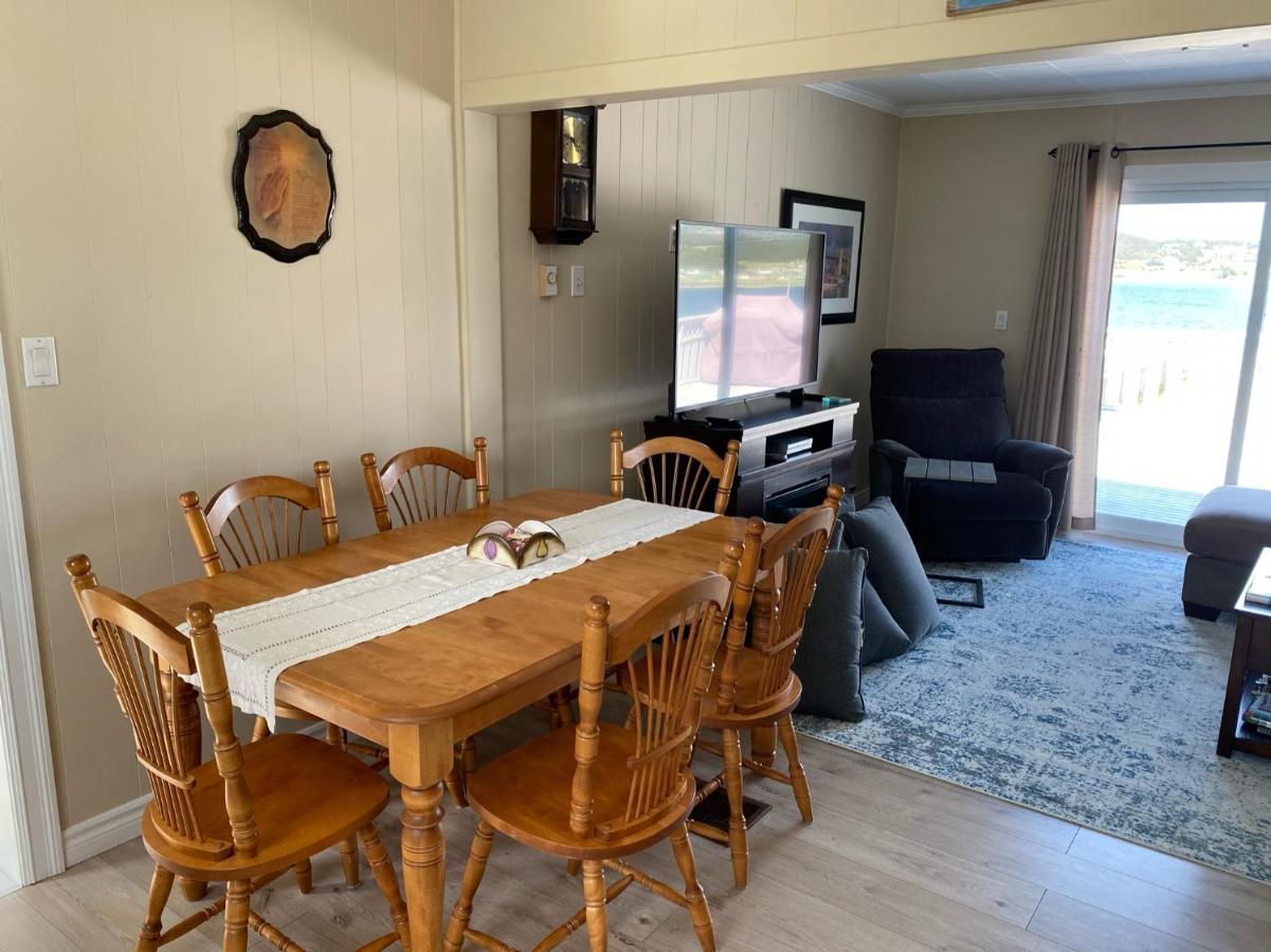 Villa Rocky Harbour Oceanfront Esterno foto