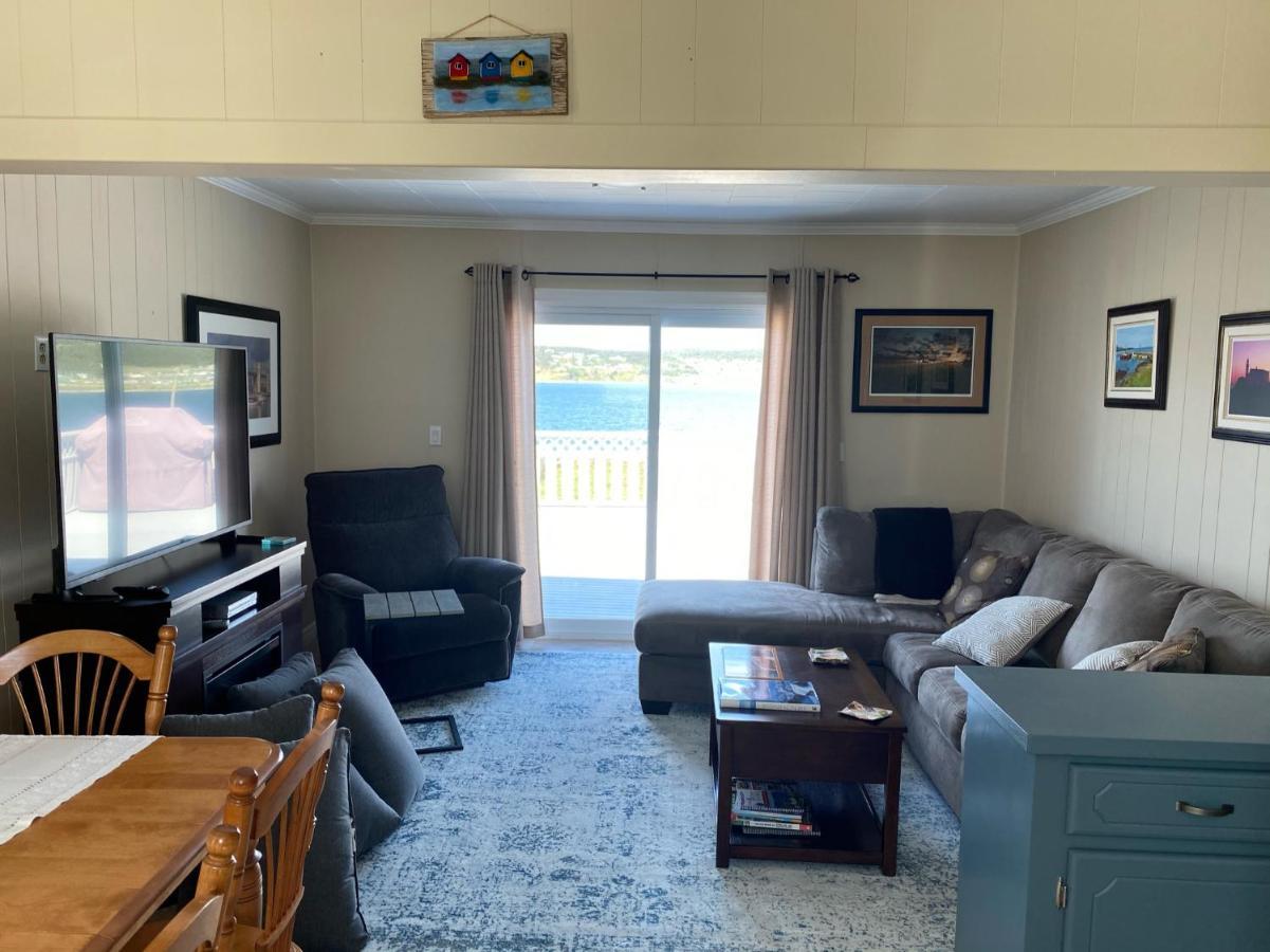 Villa Rocky Harbour Oceanfront Esterno foto