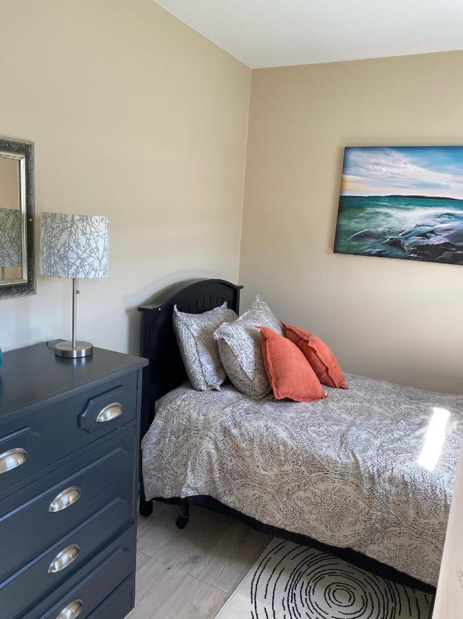 Villa Rocky Harbour Oceanfront Esterno foto